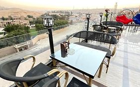Pyramids Hotel